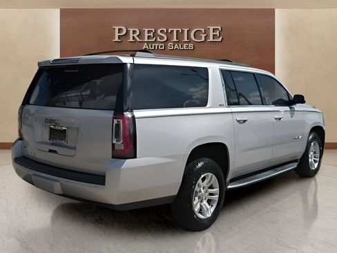 Used 2018 GMC Yukon XL SLT w/ Open Road Package AWD/4WD image 14
