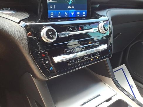 Used 2022 Ford Explorer ST w/ Equipment Group 401A AWD/4WD image 24