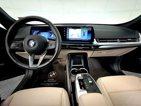 Certified 2023 BMW X1 xDrive28i w/ Convenience Package image 15