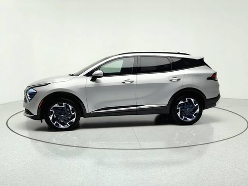 Certified 2024 Kia Sportage SX AWD/4WD image 2