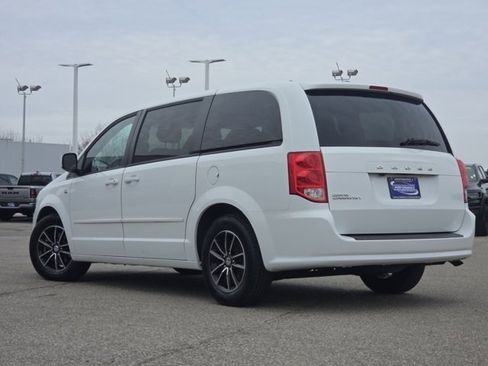 Used 2014 Dodge Grand Caravan SE image 22