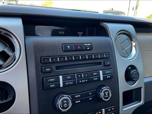 Used 2010 Ford F150 XLT image 19