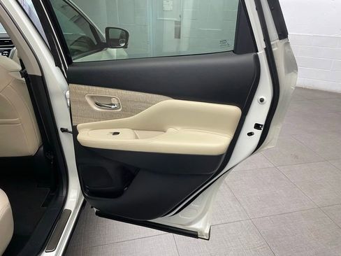 Used 2024 Nissan Murano SL FWD image 30