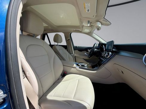 Used 2017 Mercedes-Benz GLC 300 image 16