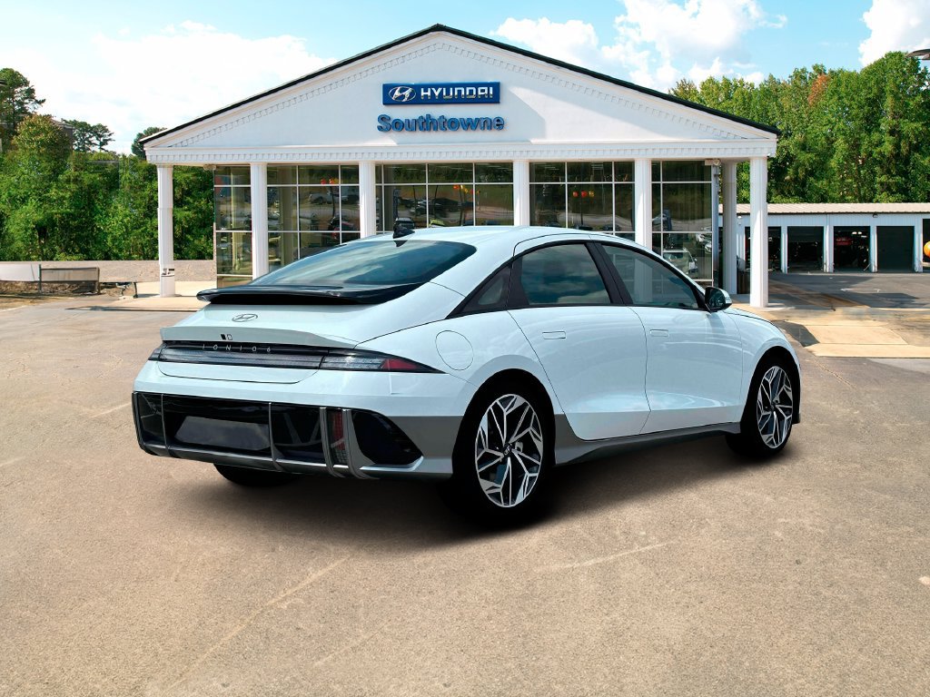 Used 2024 Hyundai Ioniq 6 SEL RWD image 7