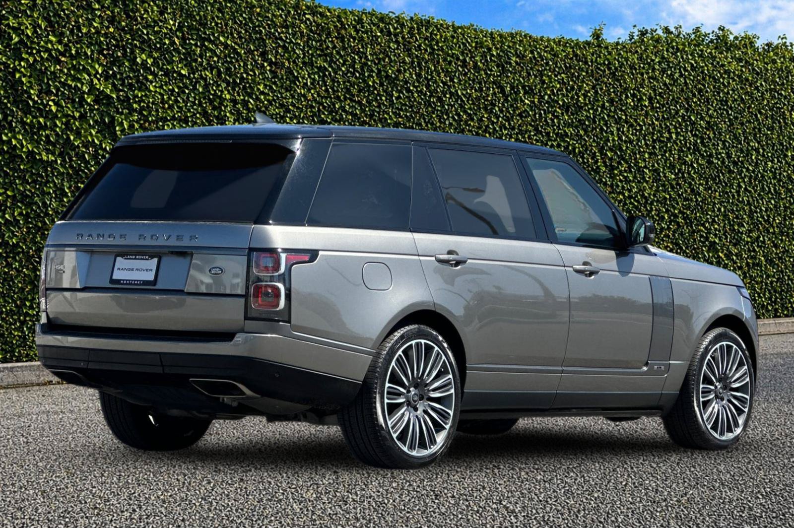 Used 2020 Land Rover Range Rover Long Wheelbase HSE AWD/4WD image 4