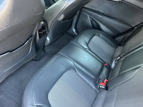 Used 2023 Kia Niro Wind w/ Wind Preserve Package FWD image 12
