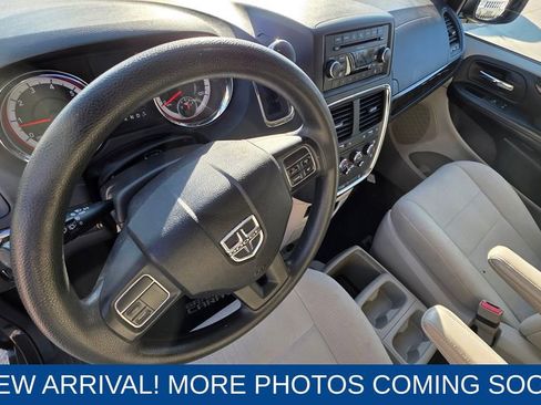 Used 2011 Dodge Grand Caravan Express image 13