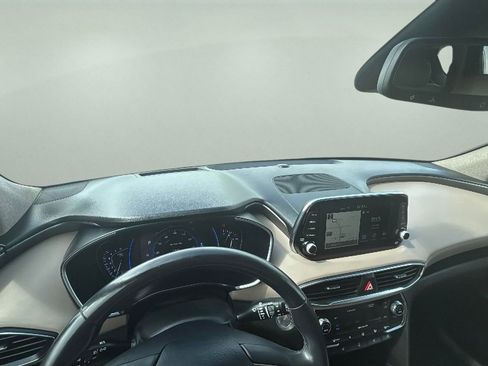 Used 2019 Hyundai Santa Fe FWD image 5