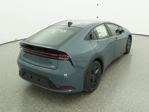 New 2026 Toyota Prius LE image 8