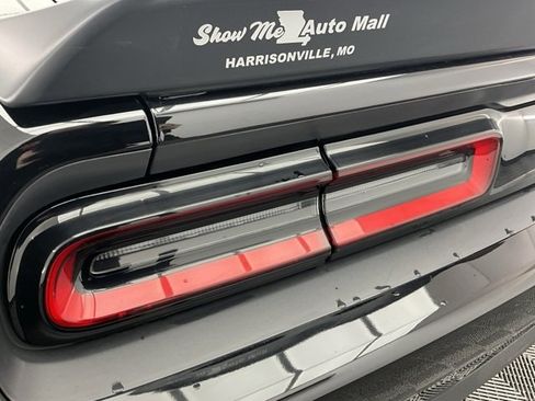 Used 2016 Dodge Challenger SRT Hellcat image 23