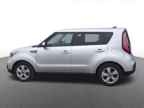 Used 2019 Kia Soul w/ Convenience Package FWD image 3