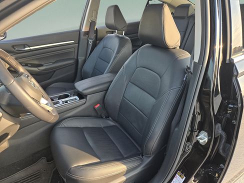 Used 2020 Nissan Altima 2.5 SL FWD image 10