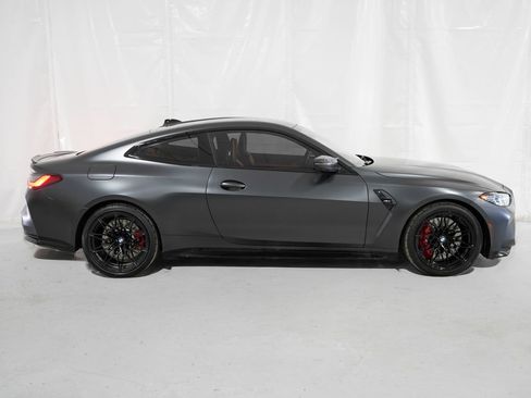 Used 2021 BMW M4 Coupe w/ M Carbon Exterior Package RWD image 7