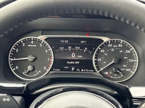 New 2025 Nissan Pathfinder SL image 16