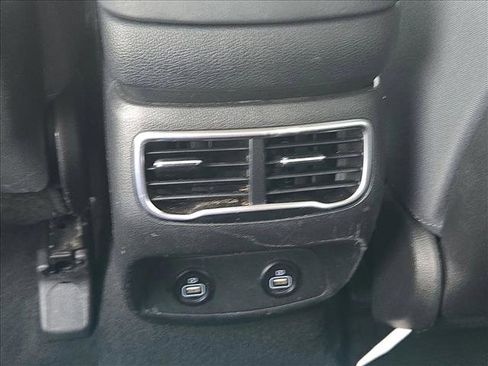 Used 2023 Hyundai Santa Fe SEL FWD image 15