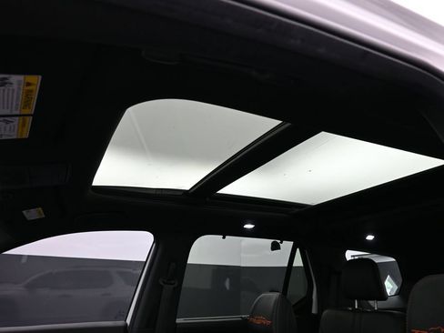 Certified 2025 Honda Pilot TrailSport image 57