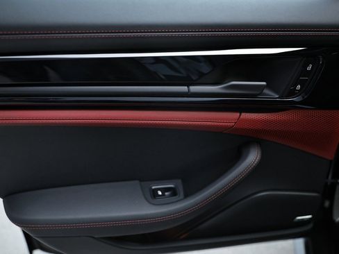 New 2026 Porsche Panamera 4 image 25