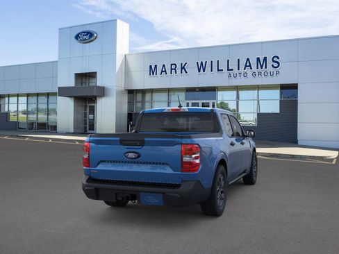 New 2025 Ford Maverick XLT image 9