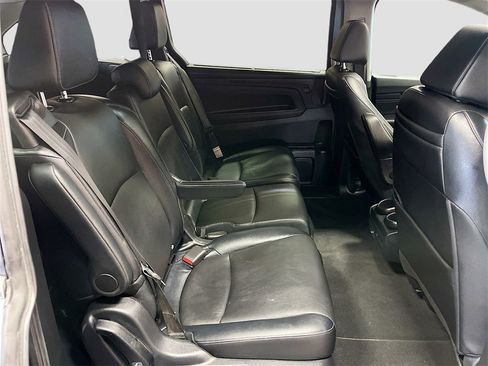 Used 2023 Honda Odyssey Touring image 30