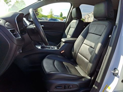 Used 2020 Chevrolet Equinox Premier AWD/4WD image 16