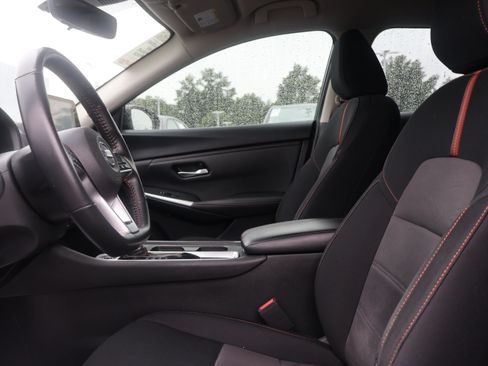 Used 2023 Nissan Sentra SR w/ Electronics Package FWD image 20