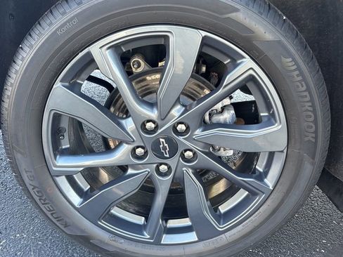 Used 2023 Chevrolet Equinox RS image 14