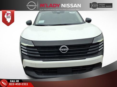 New 2026 Nissan Kicks SV image 2