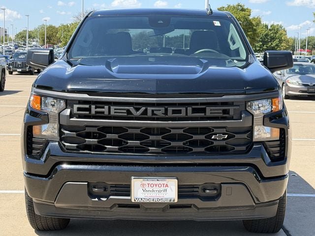 Used 2025 Chevrolet Silverado 1500 Custom w/ LPO, Dark Essentials Package RWD image 8