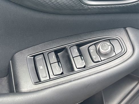 Used 2023 Subaru Outback Premium image 32