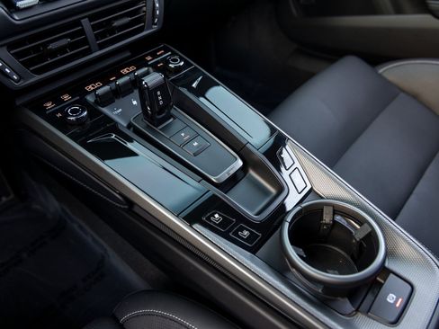 Certified 2025 Porsche 911 Carrera image 44