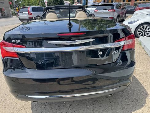 Used 2013 Chrysler 200 Limited FWD image 6