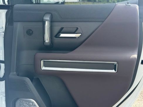 New 2026 GMC Hummer EV SUV AWD/4WD image 28