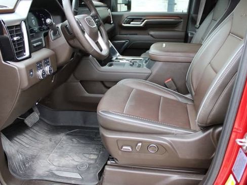 Used 2024 GMC Sierra 2500 Denali w/ Denali Reserve Package image 16