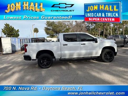 Used 2019 Chevrolet Silverado 1500 LT Trail Boss image 14