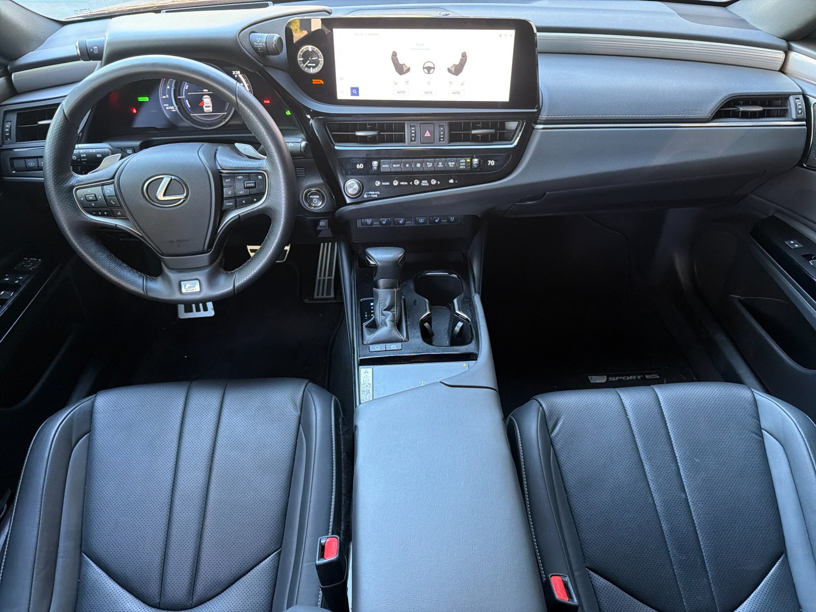 Used 2024 Lexus ES 300h F Sport w/ Accessory Package (Z2) FWD image 10