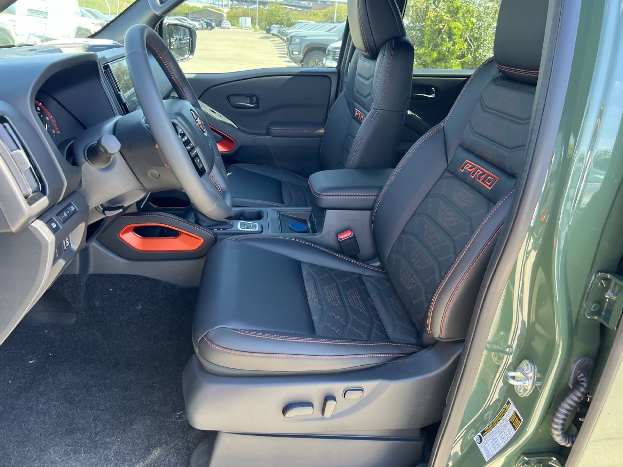 New 2027 Nissan Frontier PRO-4X AWD/4WD image 9