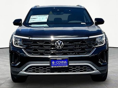 New 2026 Volkswagen Atlas Cross Sport SE AWD/4WD image 2