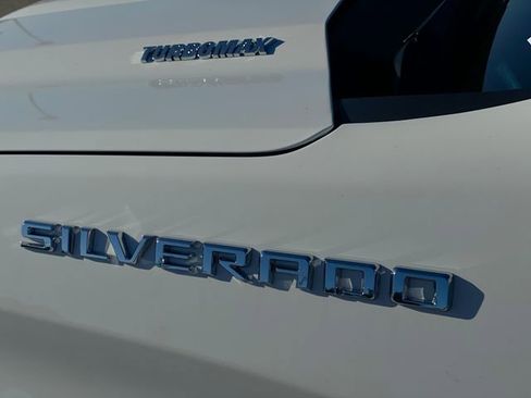 New 2026 Chevrolet Silverado 1500 LT image 9