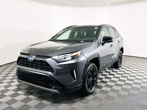 Used 2024 Toyota RAV4 XSE w/ Advanced Technology Package image 7