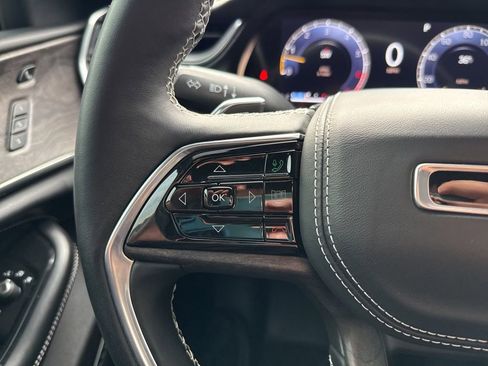 Used 2021 Jeep Grand Cherokee L Overland w/ Luxury Tech Group IV image 24