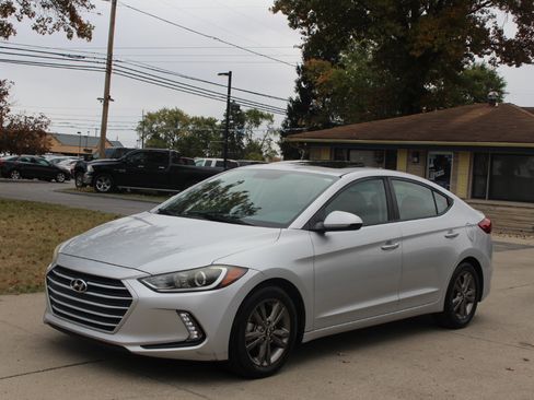 Used 2017 Hyundai Elantra Value Edition image 5