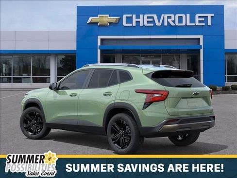 New 2026 Chevrolet Trax ACTIV w/ Sunroof Package FWD image 3