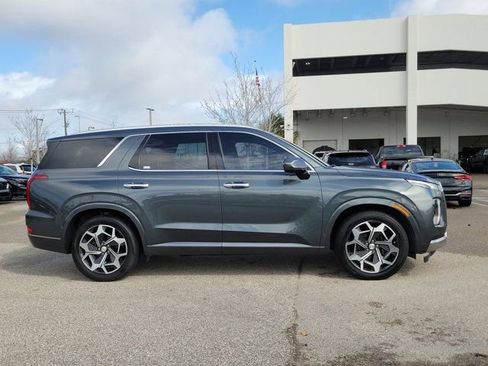 Used 2022 Hyundai Palisade Calligraphy w/ Cargo Package FWD image 3