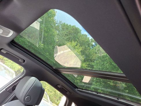 New 2025 Audi Q3 2.0T Premium image 10