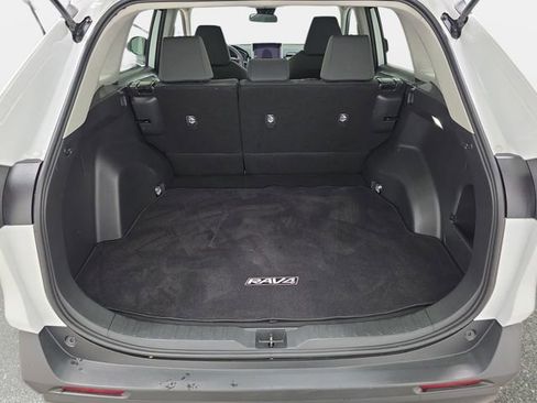 Certified 2023 Toyota RAV4 XLE AWD/4WD image 31