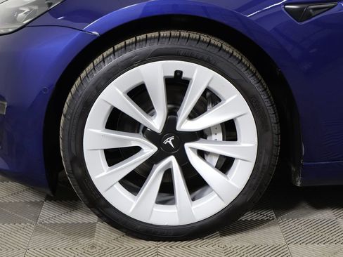 Used 2022 Tesla Model 3 Long Range AWD/4WD image 24