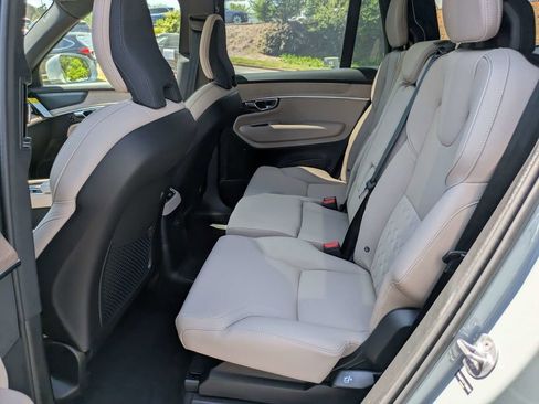 New 2026 Volvo XC90 T8 Plus w/ Protection Package Premier AWD/4WD image 15