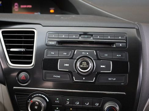 Used 2013 Honda Civic LX image 38