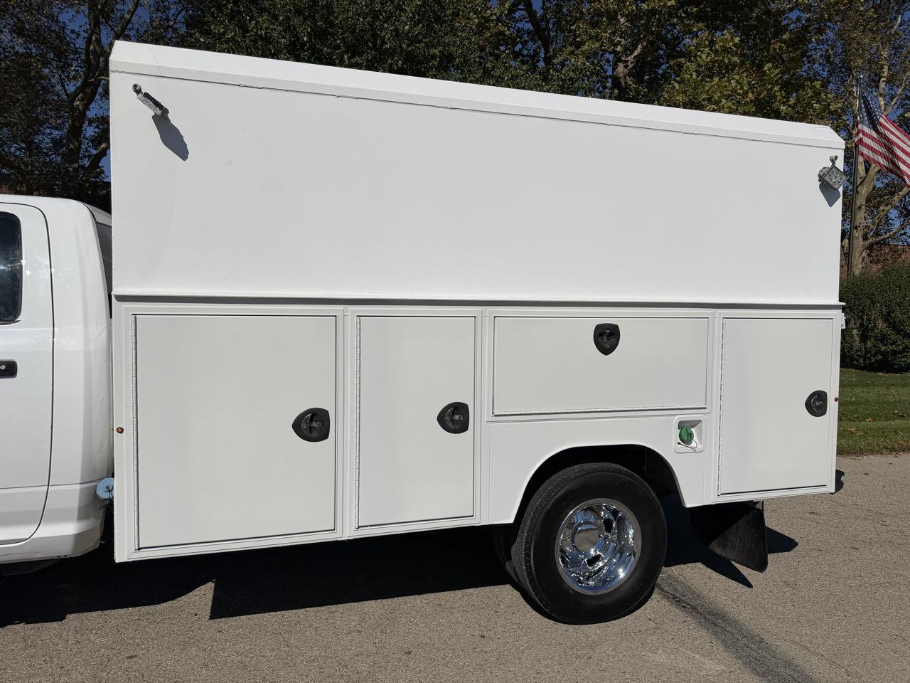 Used 2021 RAM 3500 Tradesman w/ Chrome Appearance Group AWD/4WD image 27